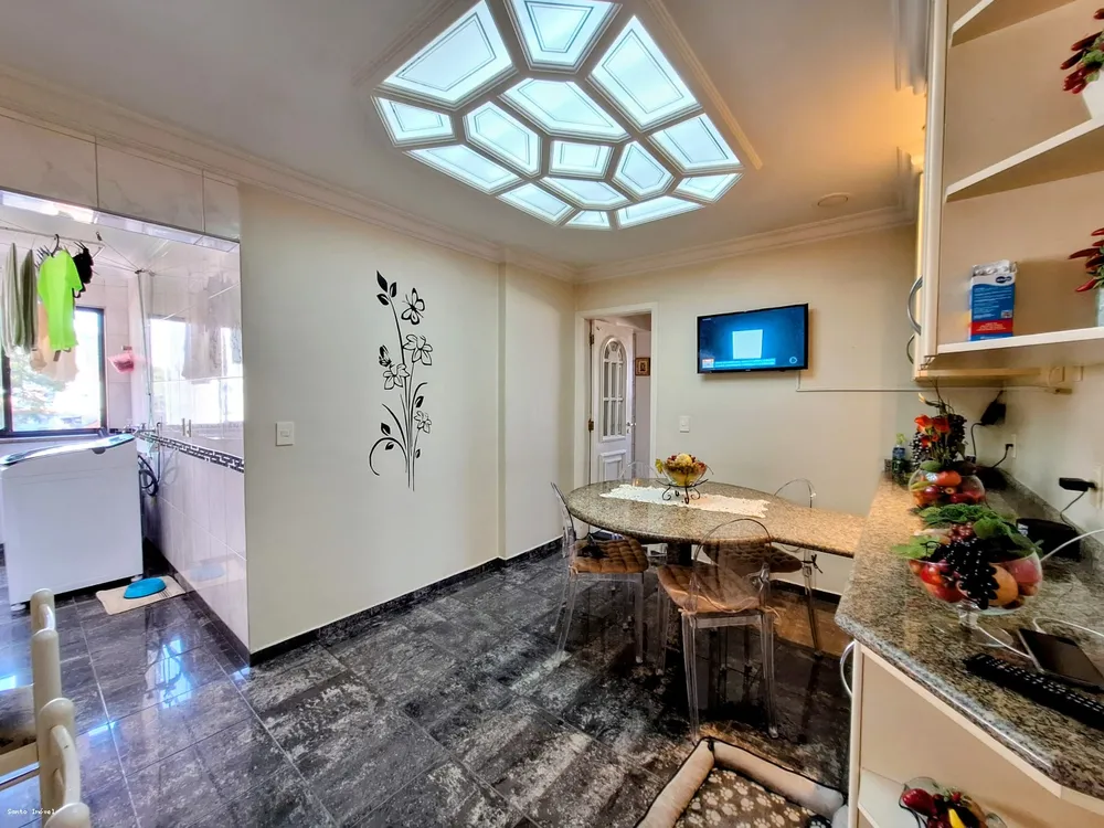 Apartamento, 3 quartos, 188 m² - Foto 1