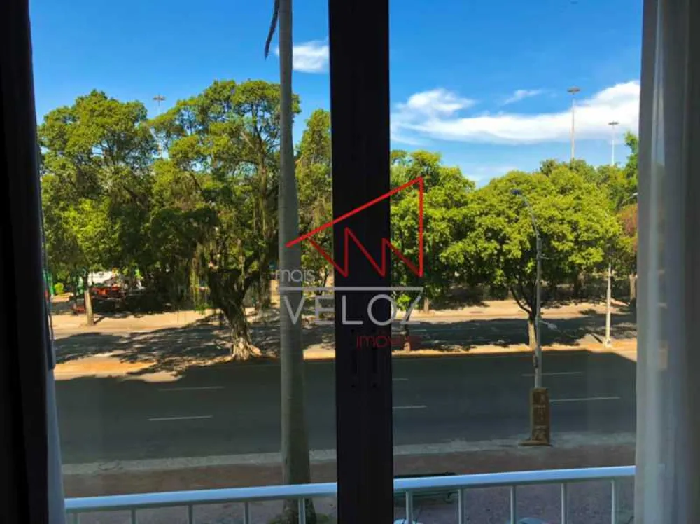 Apartamento, 3 quartos, 240 m² - Foto 1