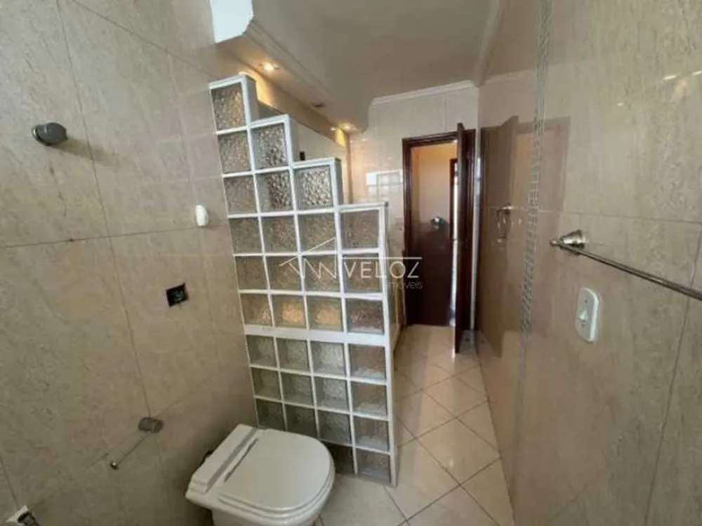 Apartamento, 3 quartos, 240 m² - Foto 1