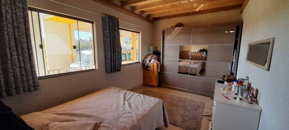 Casa, 5 quartos, 153 m² - Foto 4