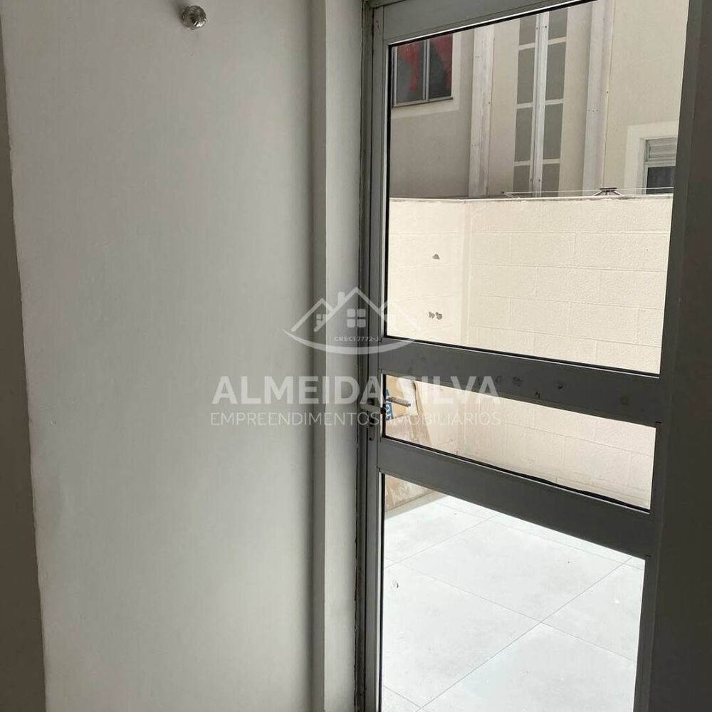 Apartamento à venda com 2 quartos, 50m² - Foto 6