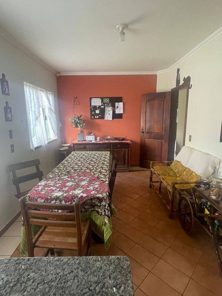 Casa, 3 quartos, 270 m² - Foto 2