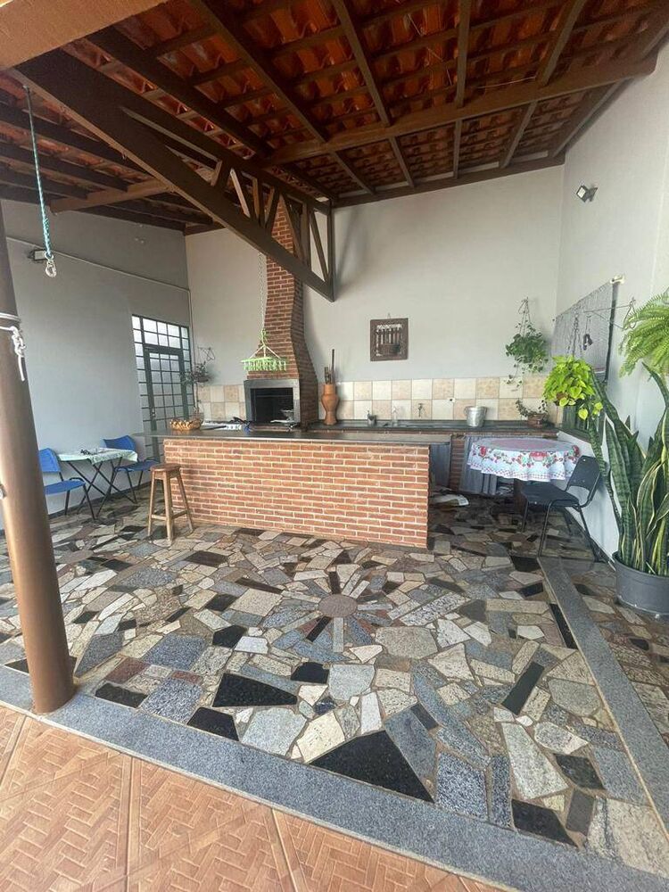 Casa, 3 quartos, 270 m² - Foto 6