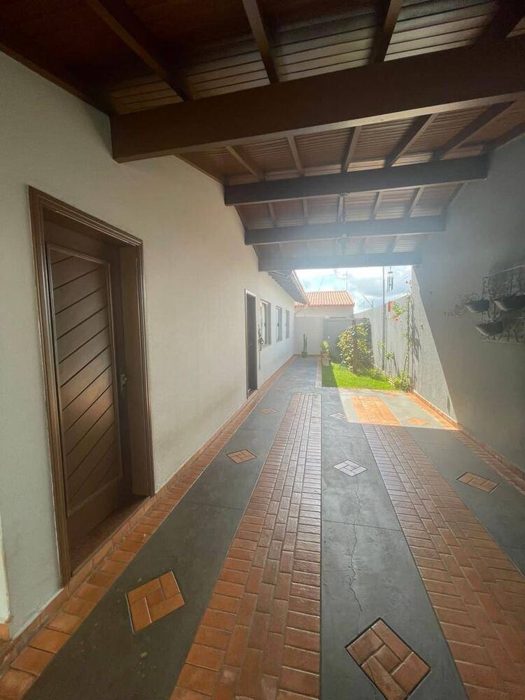 Casa, 3 quartos, 270 m² - Foto 1