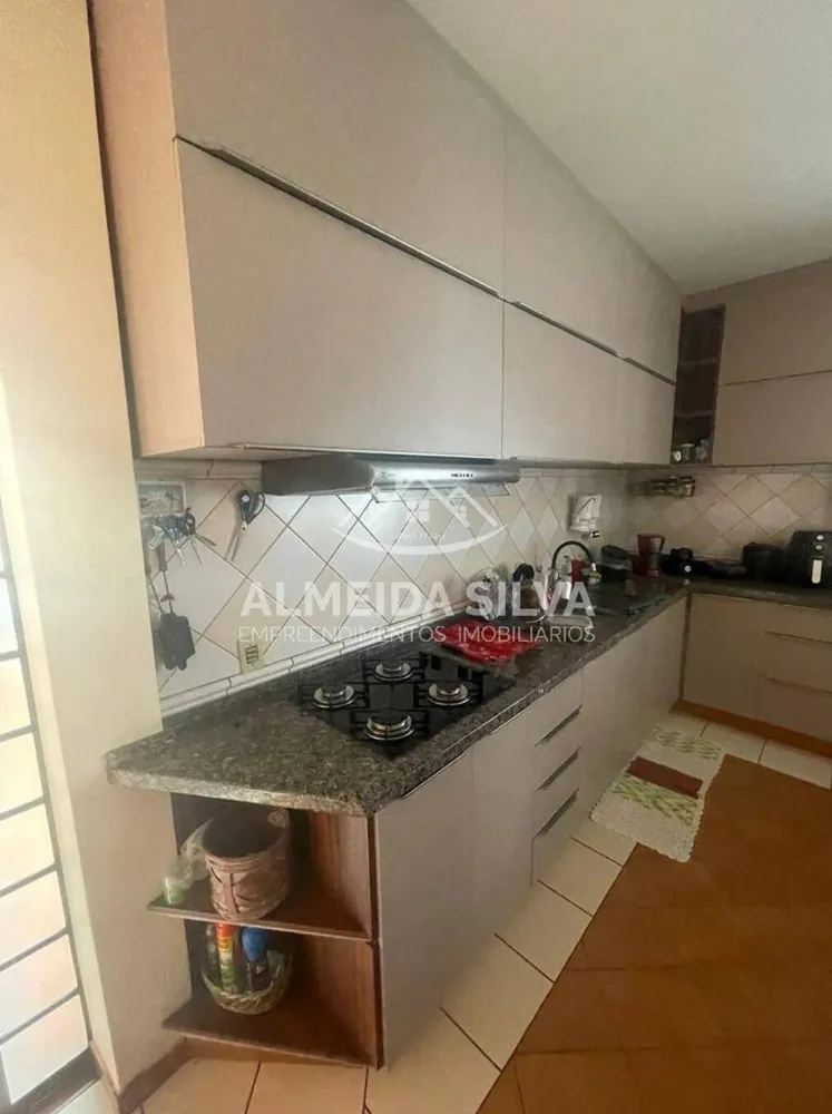 Casa, 3 quartos, 270 m² - Foto 15