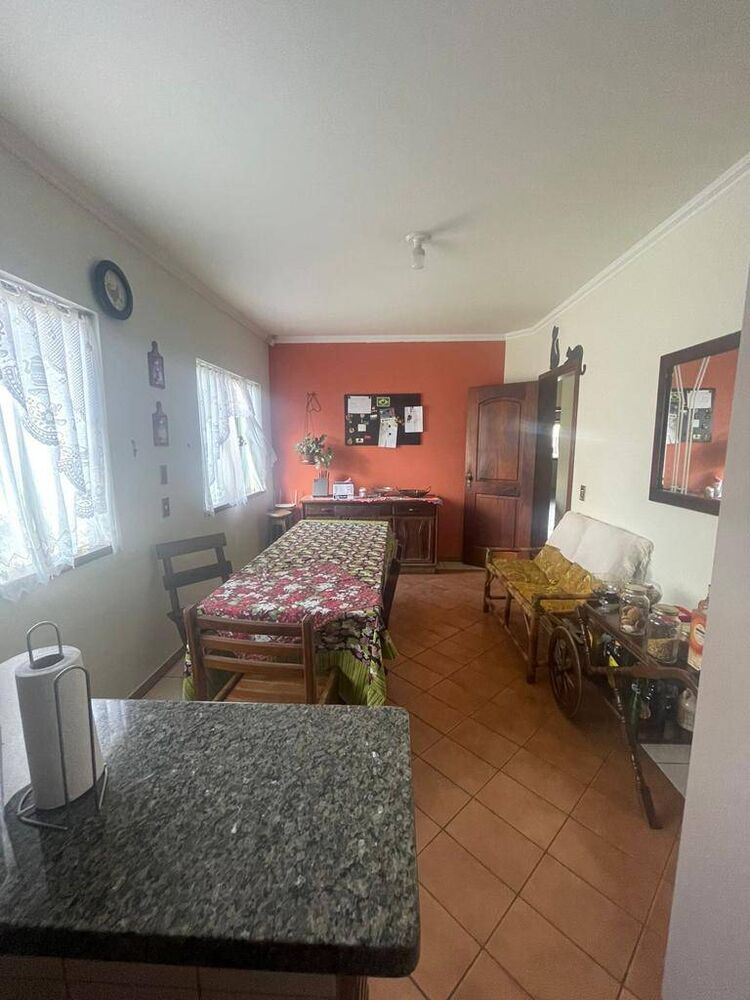 Casa, 3 quartos, 270 m² - Foto 3