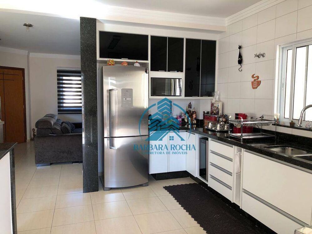Casa, 3 quartos, 146 m² - Foto 1