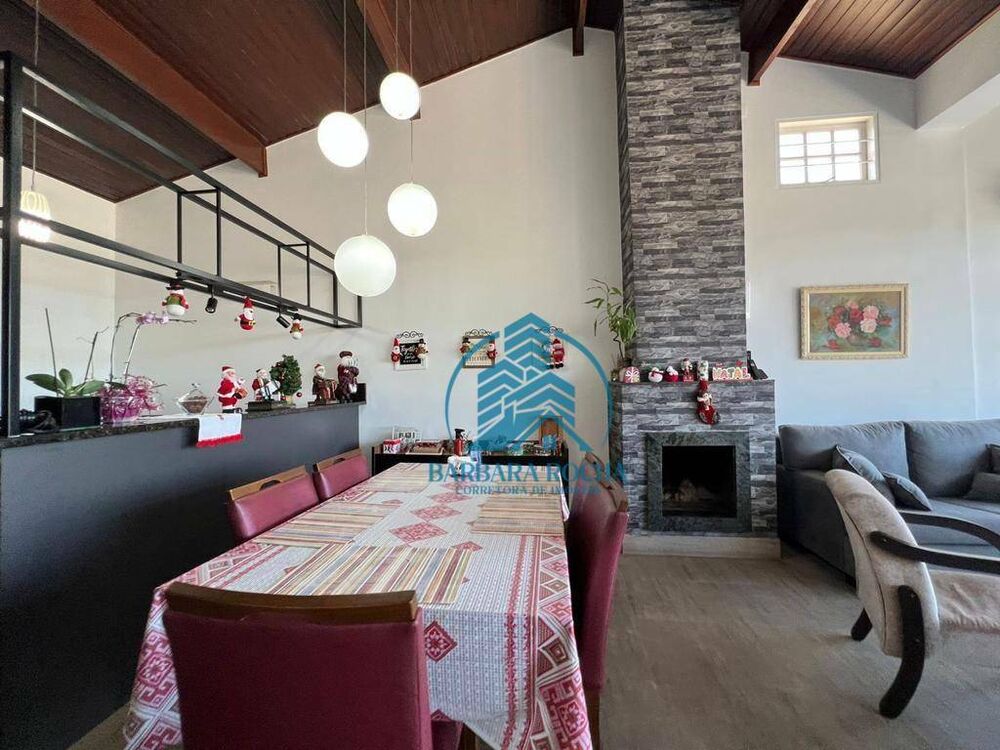 Casa à venda com 3 quartos, 271m² - Foto 11