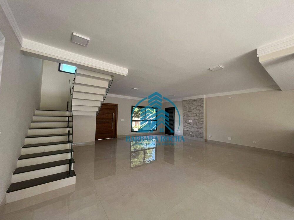 Casa à venda e aluguel com 5 quartos, 444m² - Foto 2