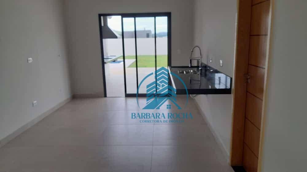 Casa, 3 quartos, 220 m² - Foto 3