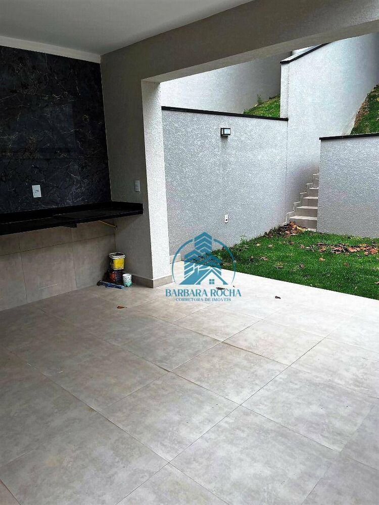 Casa à venda com 3 quartos, 125m² - Foto 14