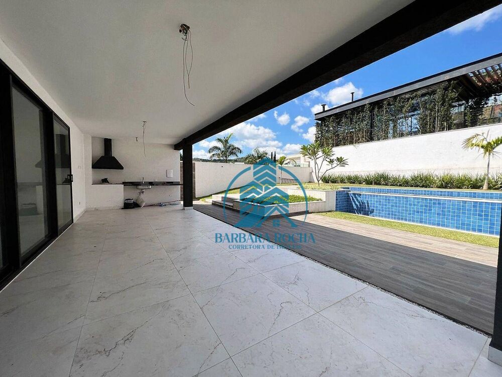 Casa, 3 quartos, 272 m² - Foto 4