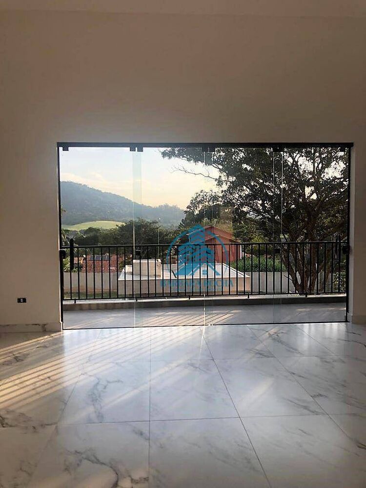 Casa à venda com 3 quartos, 190m² - Foto 3