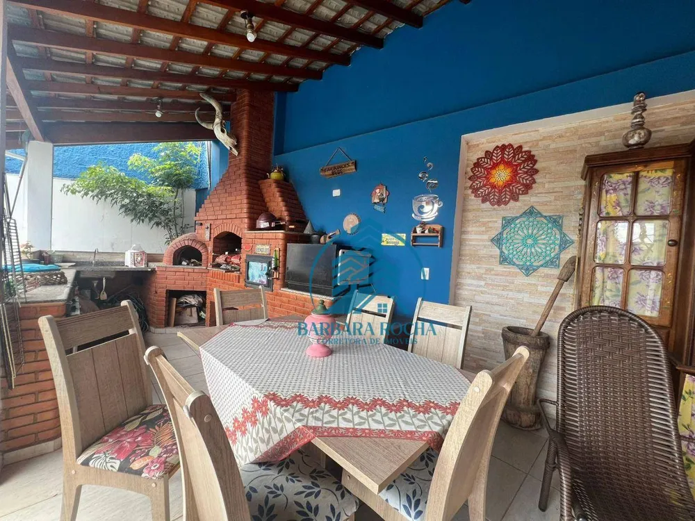Casa, 3 quartos, 245 m² - Foto 9