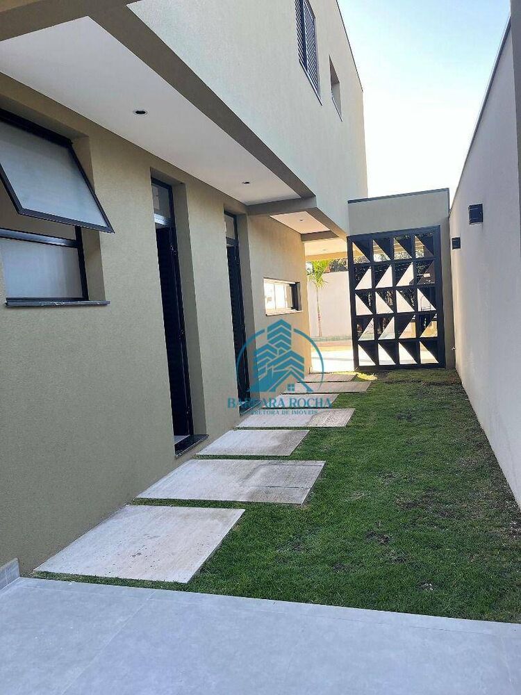 Casa, 3 quartos, 208 m² - Foto 2