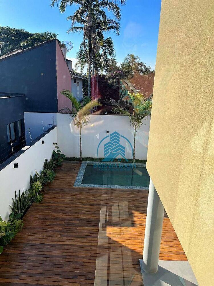 Casa, 3 quartos, 208 m² - Foto 9