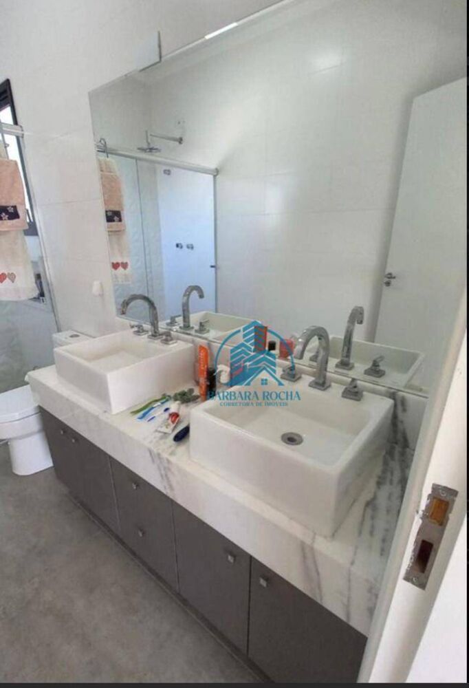 Casa, 5 quartos, 379 m² - Foto 1