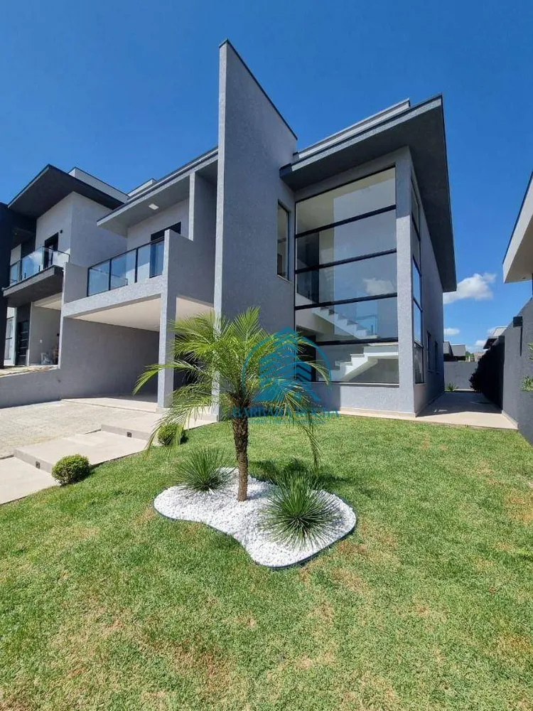 Casa, 3 quartos, 225 m² - Foto 1