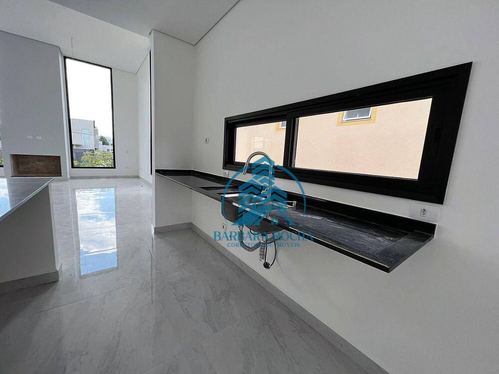 Casa, 4 quartos, 304 m² - Foto 4