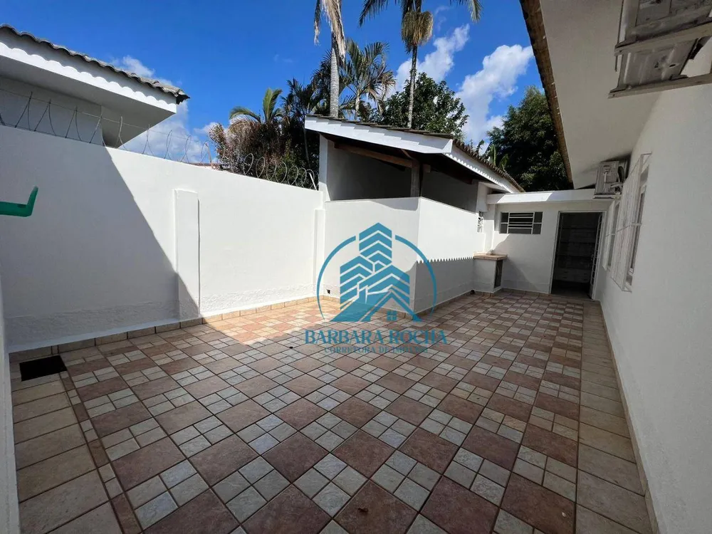 Casa, 3 quartos, 267 m² - Foto 1
