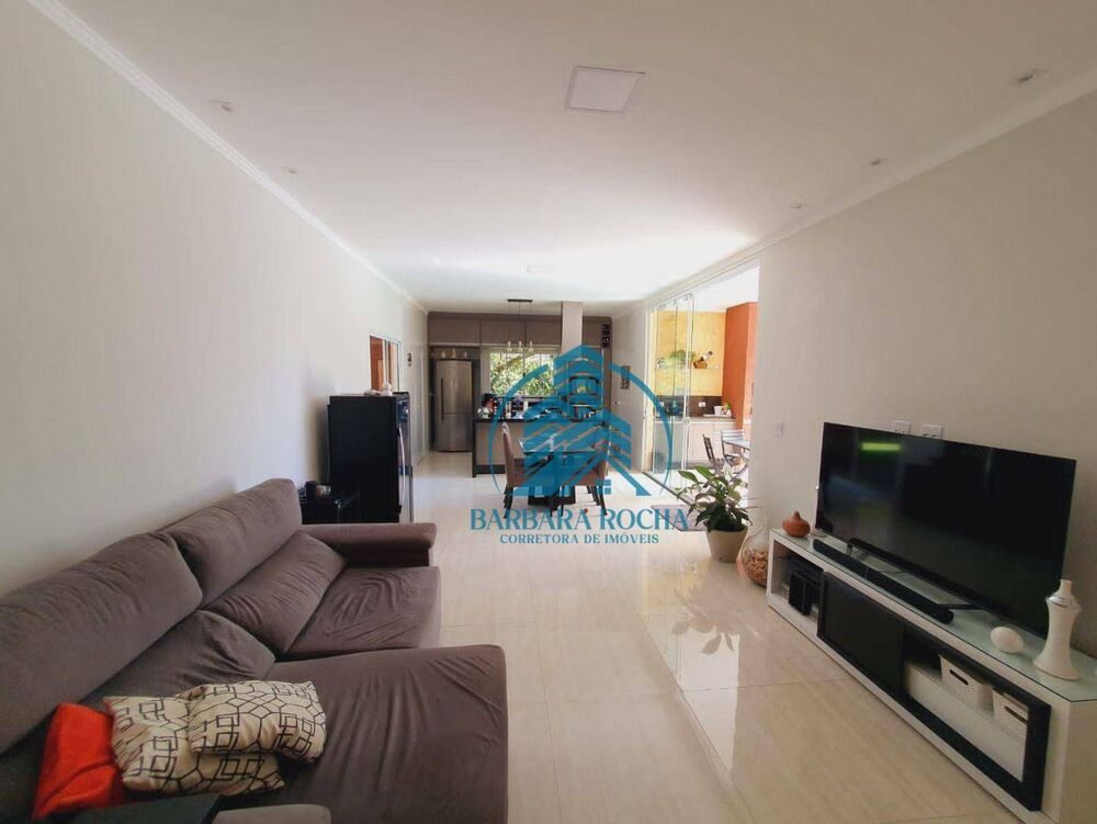 Chácara à venda com 3 quartos, 200m² - Foto 4