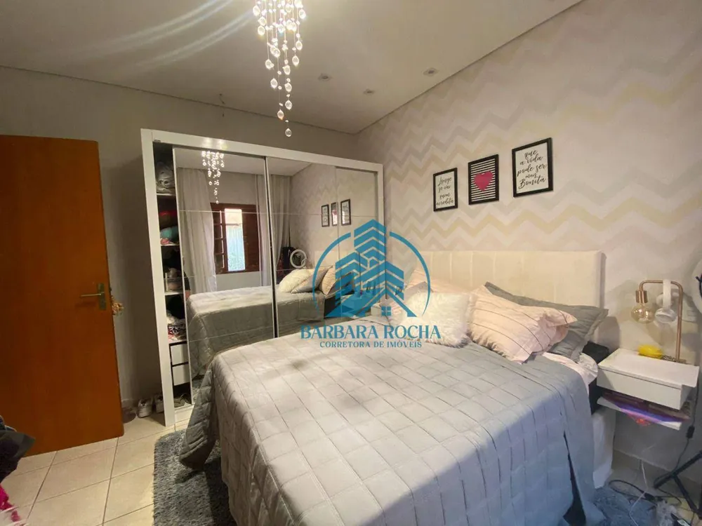 Casa, 4 quartos, 226 m² - Foto 4