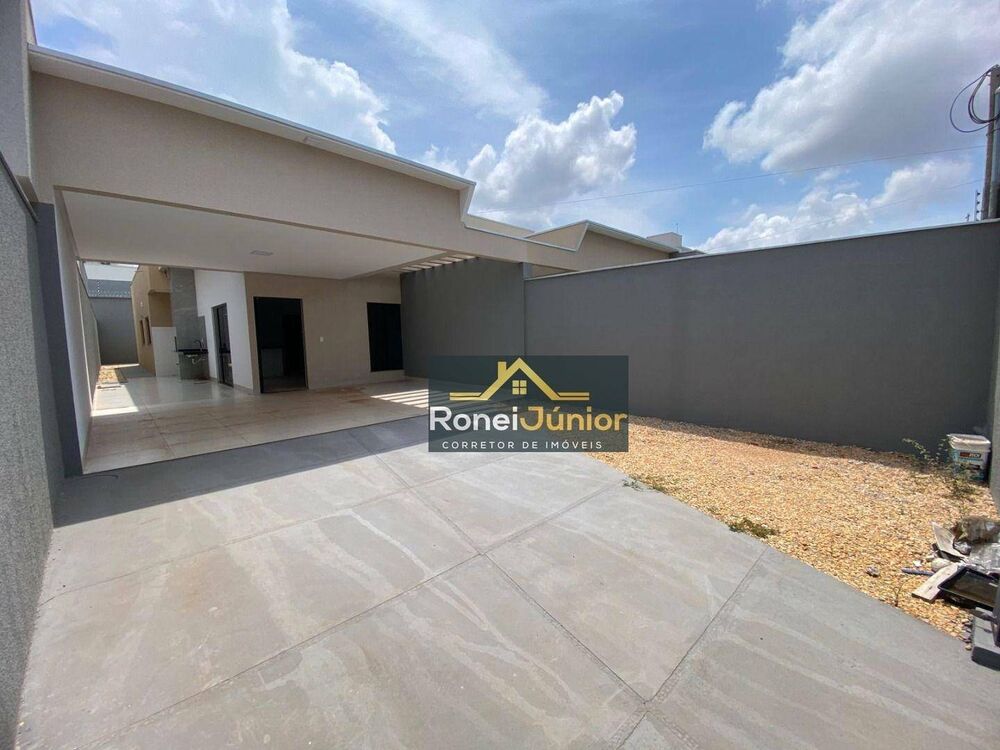 Casa à venda com 3 quartos, 100m² - Foto 3