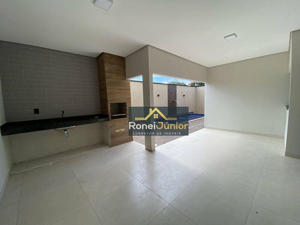 Casa à venda com 3 quartos, 201m² - Foto 2