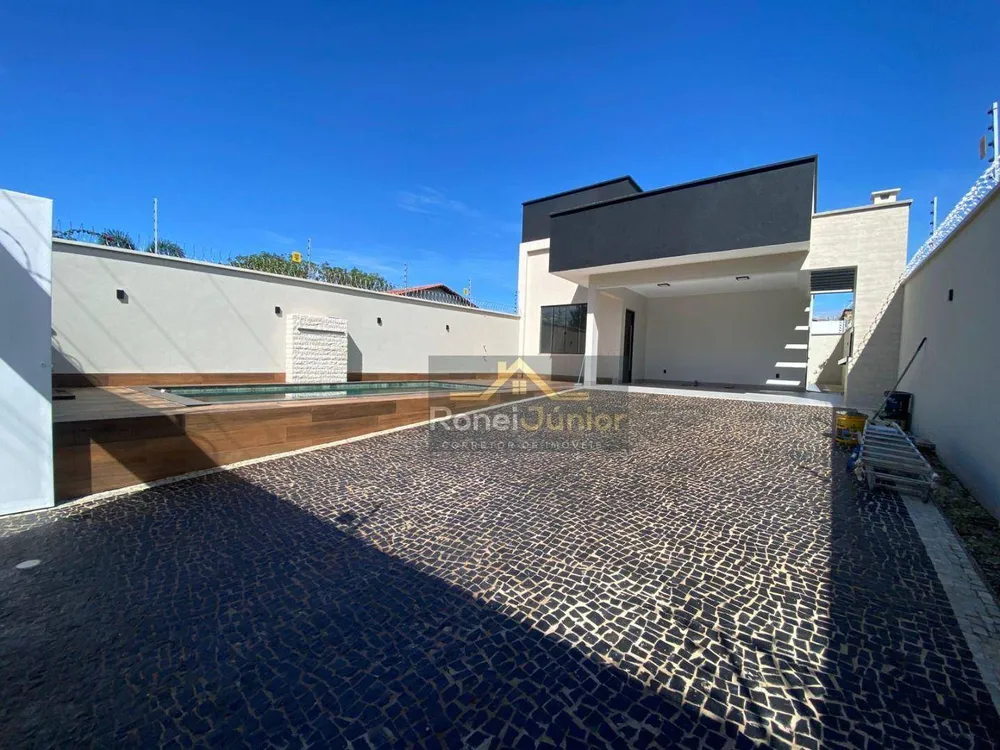 Casa, 3 quartos, 131 m² - Foto 1