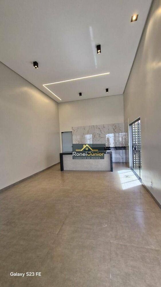 Casa à venda com 3 quartos, 102m² - Foto 2