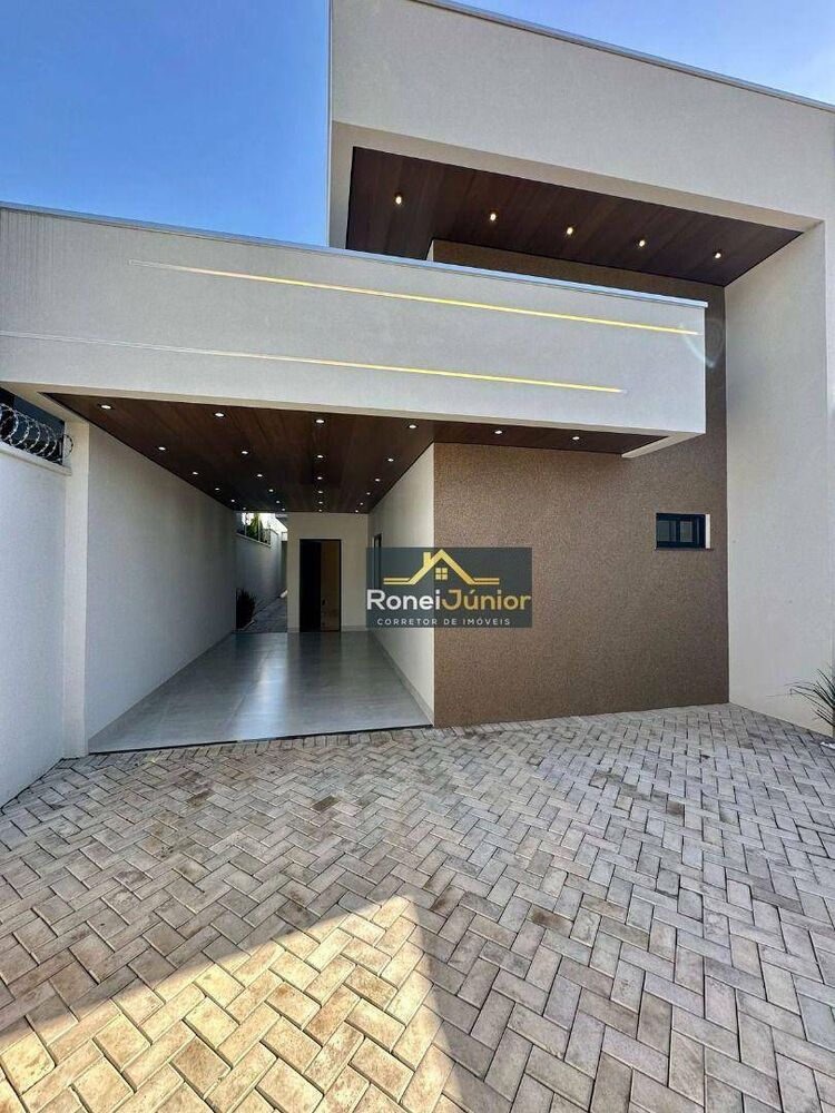 Casa à venda com 3 quartos, 160m² - Foto 1