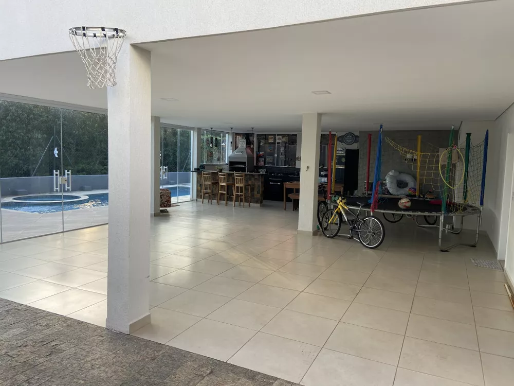 Casa à venda com 4 quartos, 300m² - Foto 3