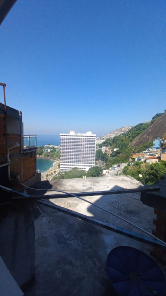 Casa à venda com 2 quartos, 78m² - Foto 4