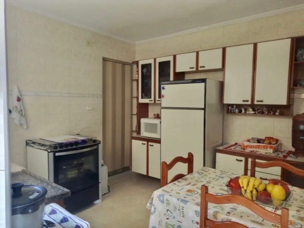 Casa, 3 quartos, 144 m² - Foto 2