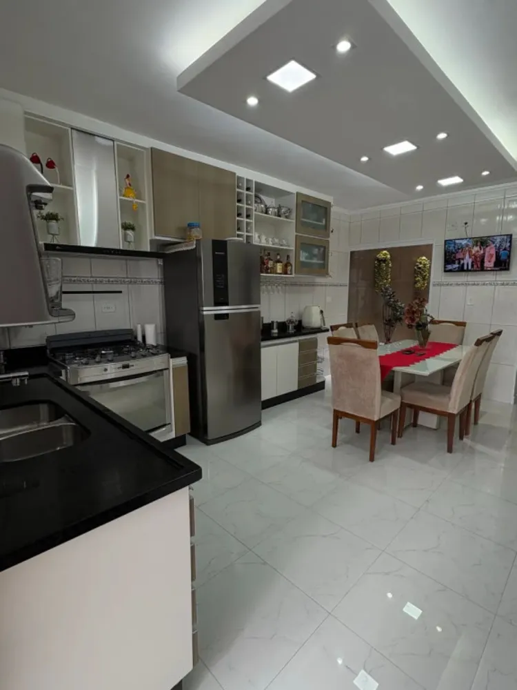 Casa, 3 quartos, 174 m² - Foto 2