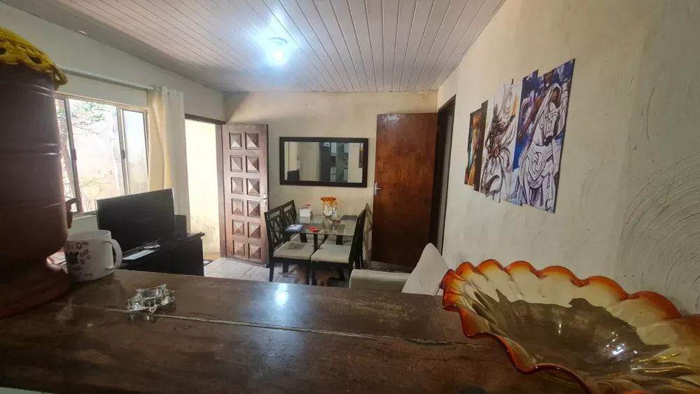 Casa à venda com 5 quartos, 210m² - Foto 8