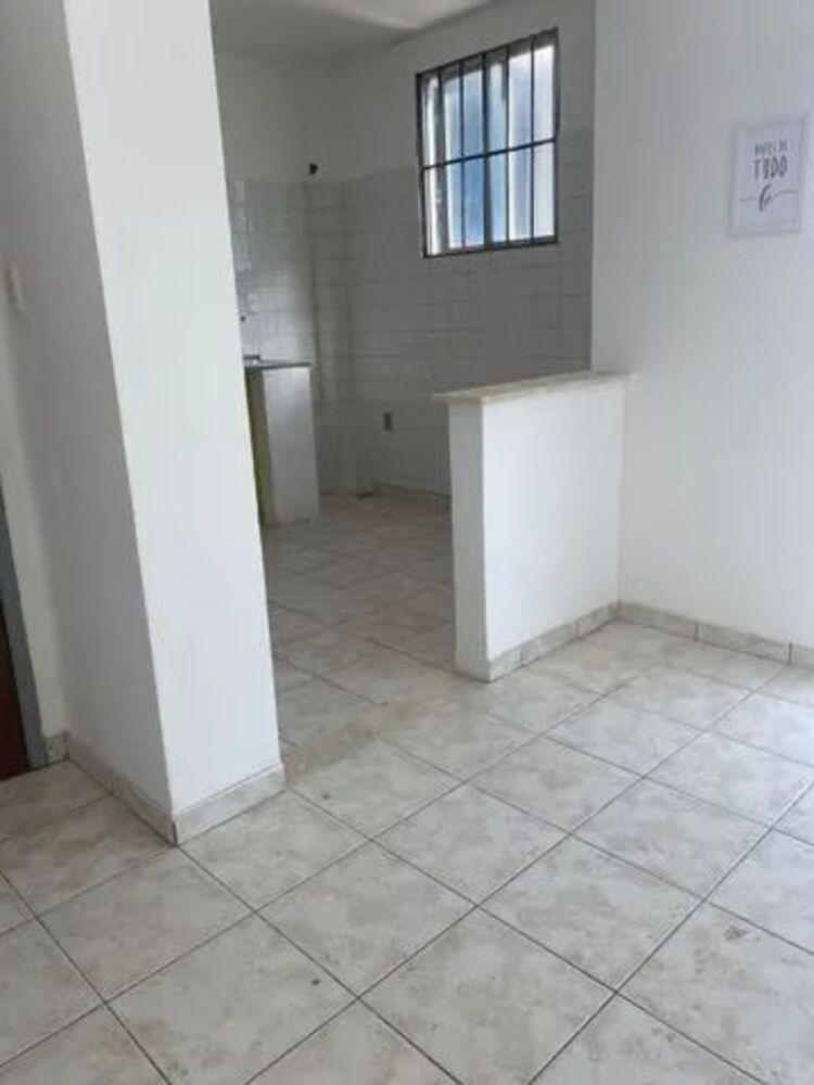 Casa à venda com 2 quartos, 75m² - Foto 3