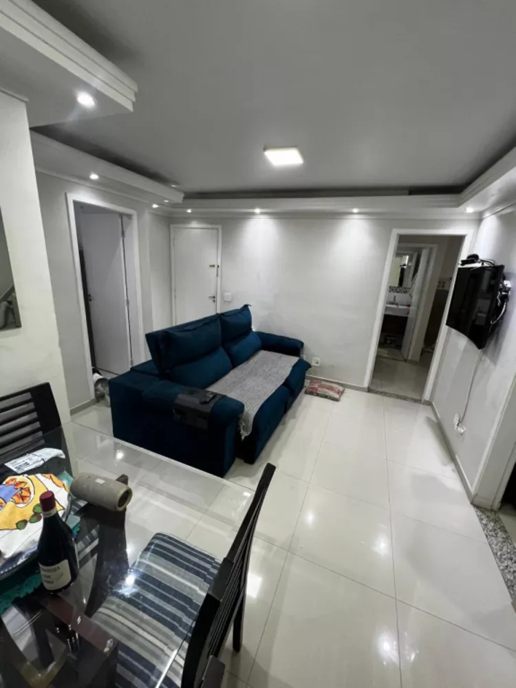 Apartamento à venda com 3 quartos, 71m² - Foto 2