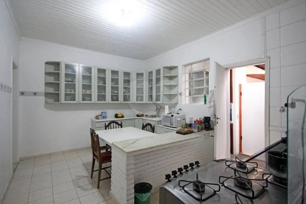 Casa, 3 quartos, 300 m² - Foto 1
