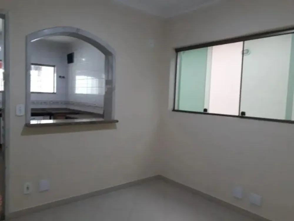 Casa, 3 quartos, 250 m² - Foto 2