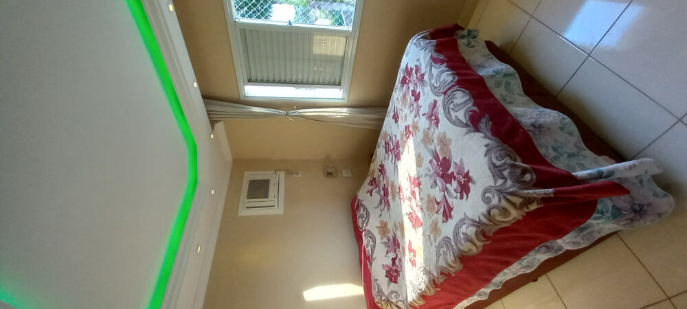 Apartamento à venda com 2 quartos, 74m² - Foto 3