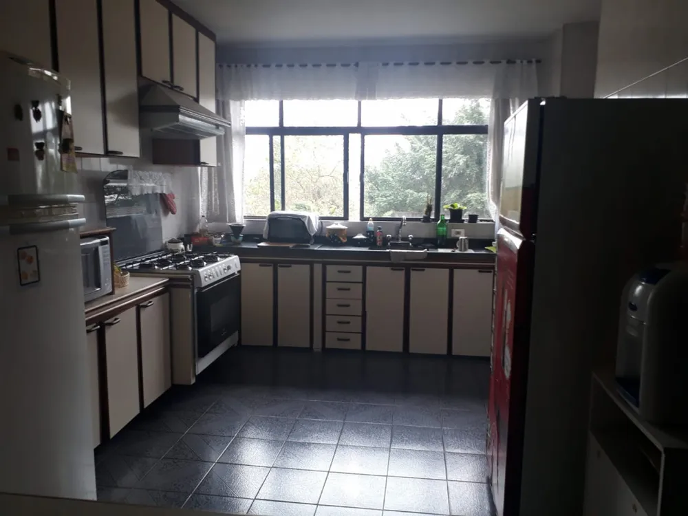 Casa, 3 quartos, 320 m² - Foto 2