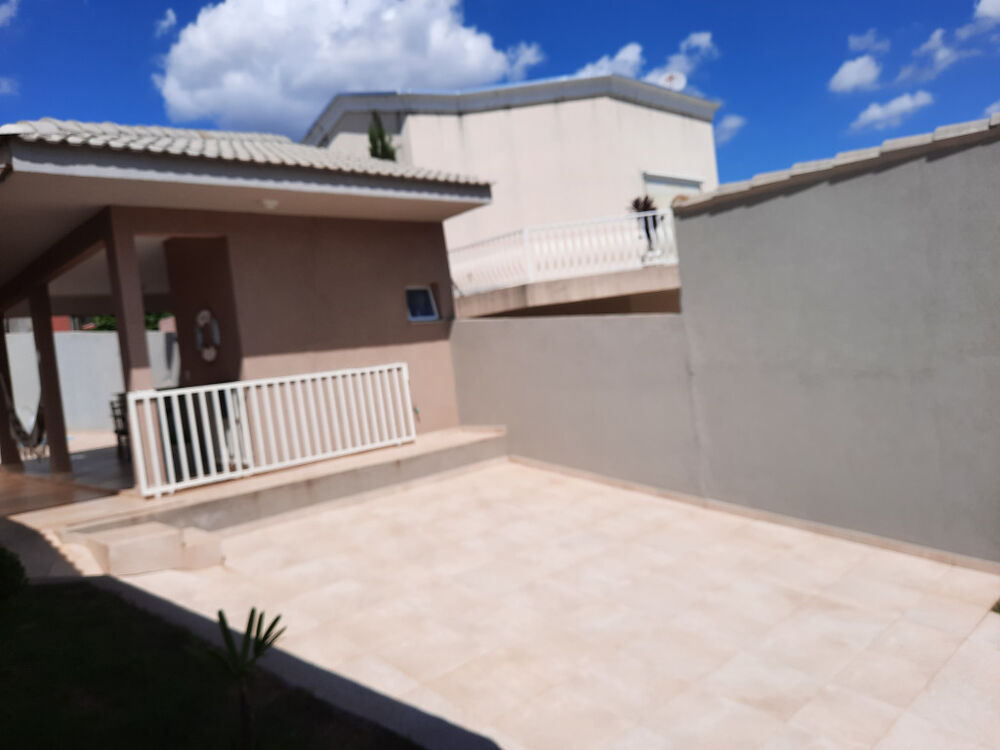 Casa à venda com 4 quartos, 389m² - Foto 2