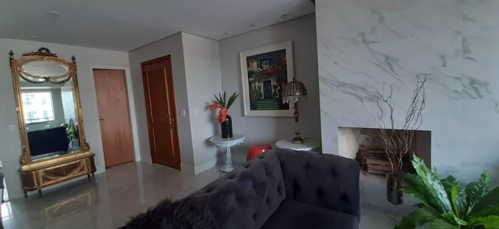 Casa à venda com 2 quartos, 128m² - Foto 2