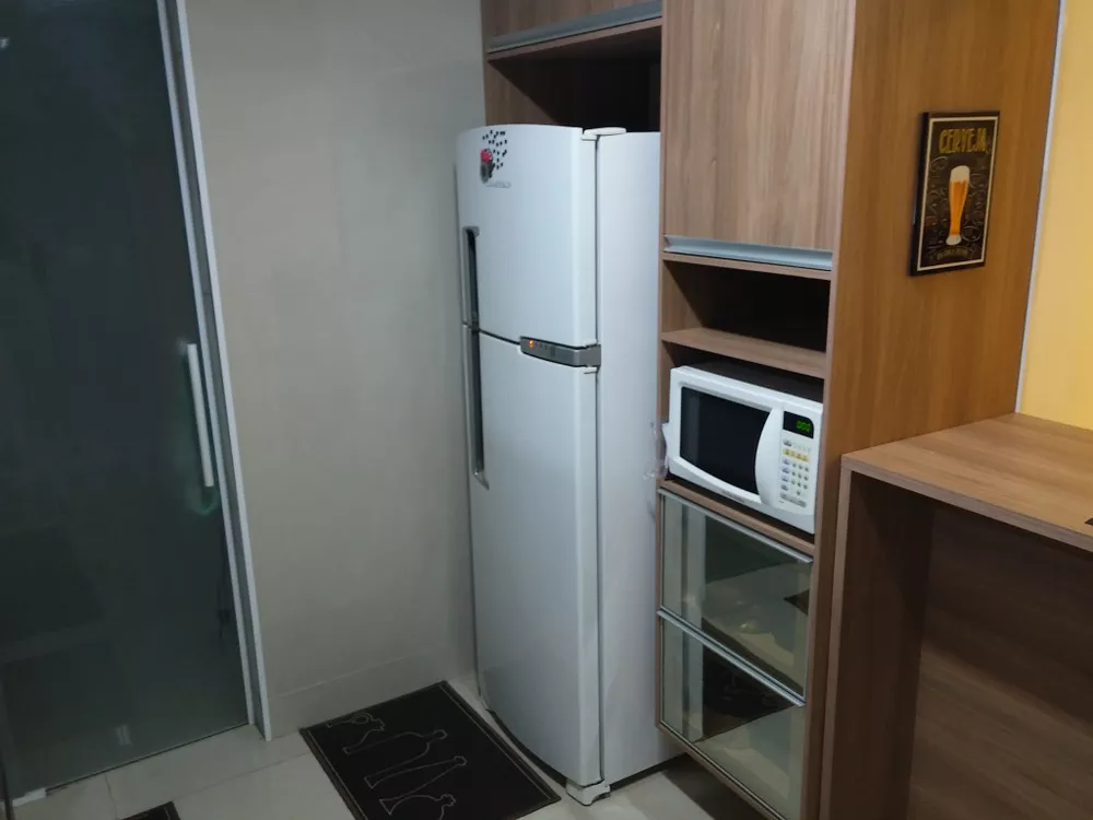 Apartamento à venda com 3 quartos, 95m² - Foto 3