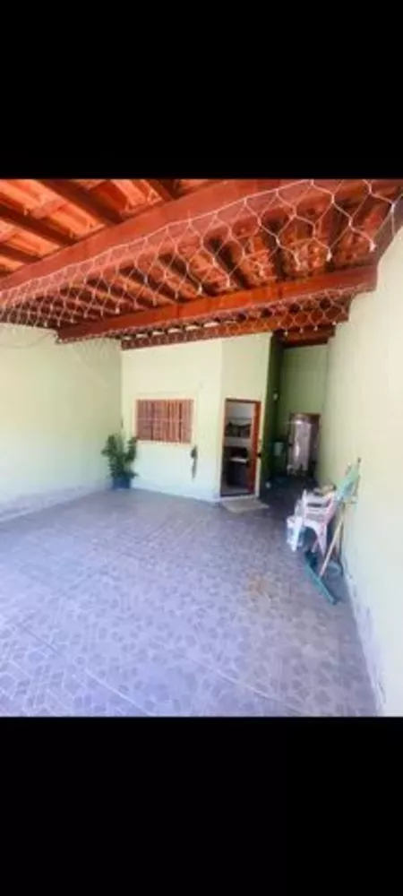 Casa à venda com 2 quartos, 128m² - Foto 3