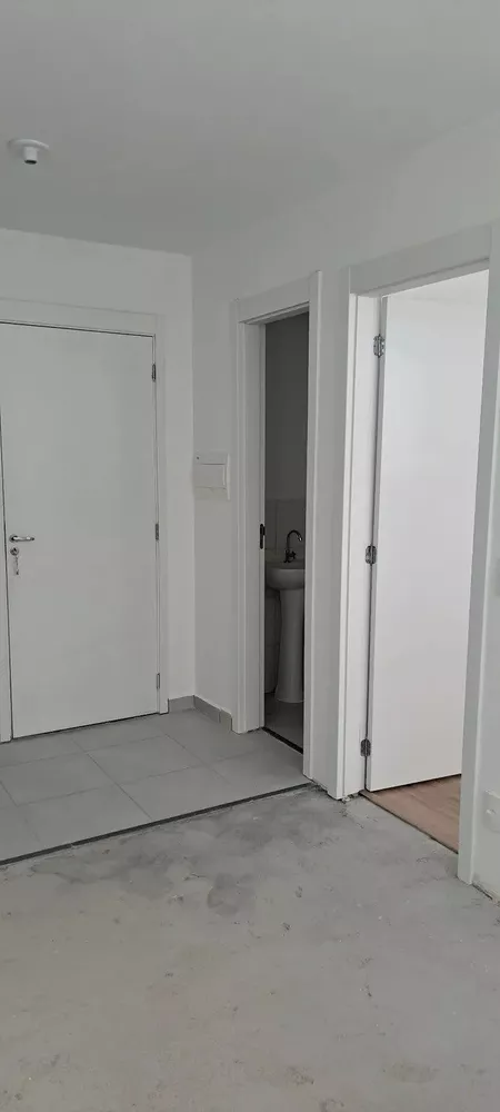 Apartamento à venda com 2 quartos, 35m² - Foto 2