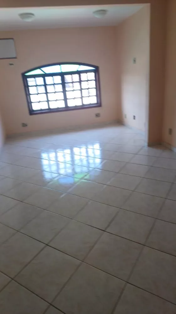 Casa de Condomínio à venda com 4 quartos, 460m² - Foto 4