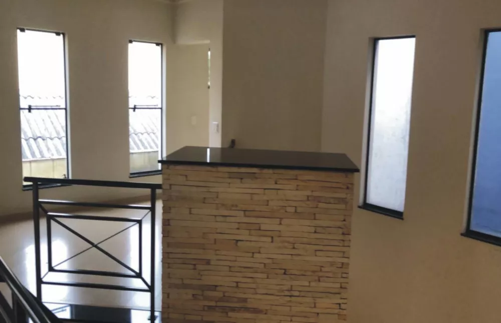 Casa à venda com 3 quartos, 354m² - Foto 14