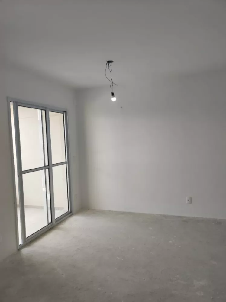 Apartamento à venda com 1 quarto, 33m² - Foto 1